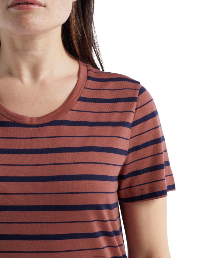 הַלבָּשָׁה Icebreaker חולצת טריקו עם שרוולים קצרים בגל מרינו ענבים/צי חצות נשים 42N8VN922